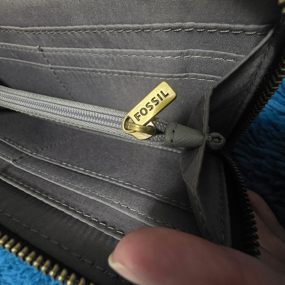 Fossil Madison Zip Clutch Wristlet Wallet - Picture 7 of 11